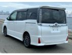 Kit film teinté Toyota Noah / Voxy (3) 5 portes (2014 - 2021) Kit film teinté Toyota Noah / Voxy (3) 5 portes (2014 - 2021)