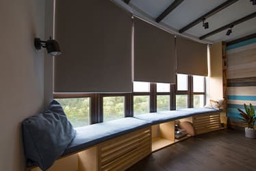 Image: Efficient alternative to curtains :-85664