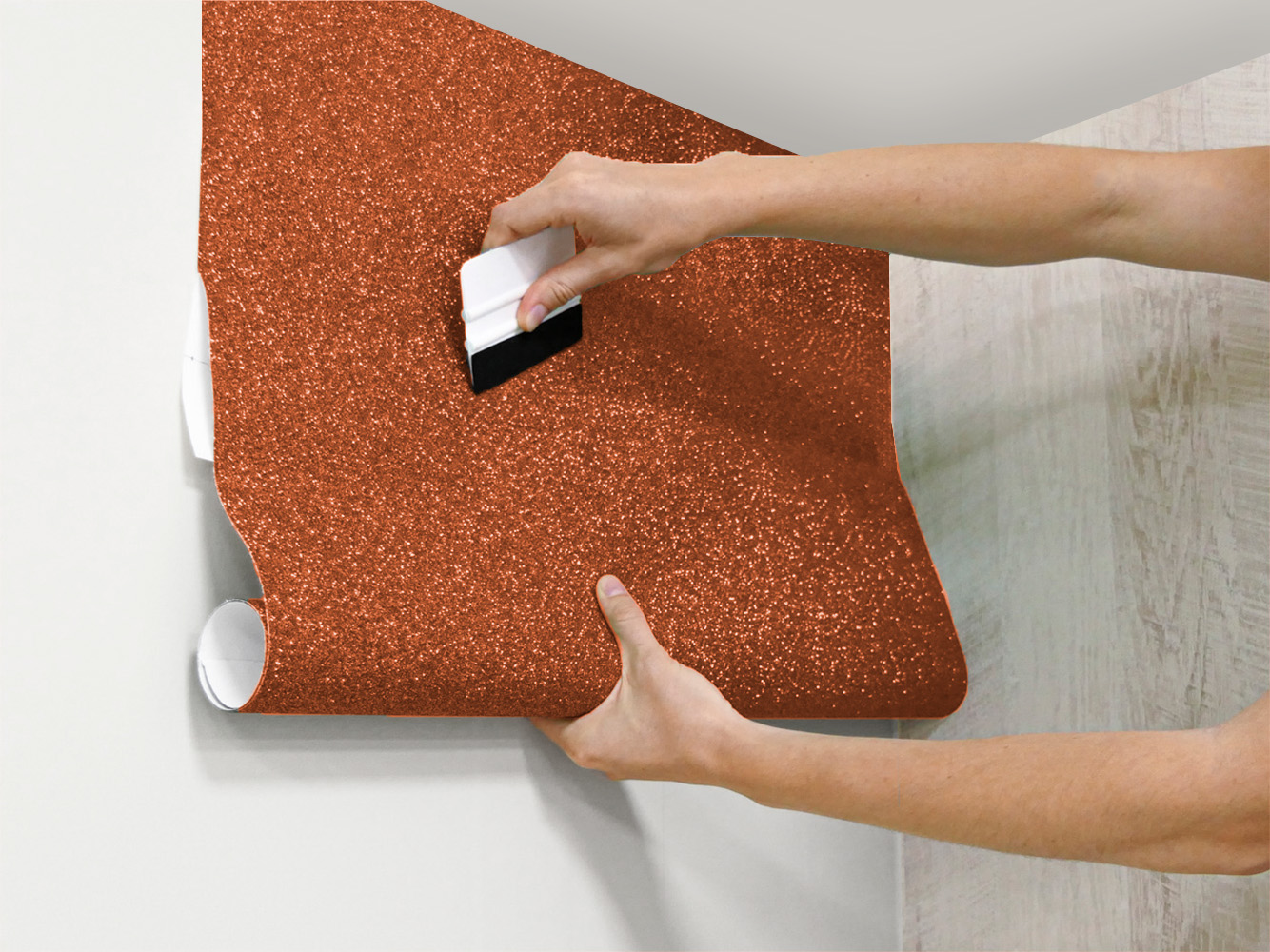 Papel pintado con purpurina naranja