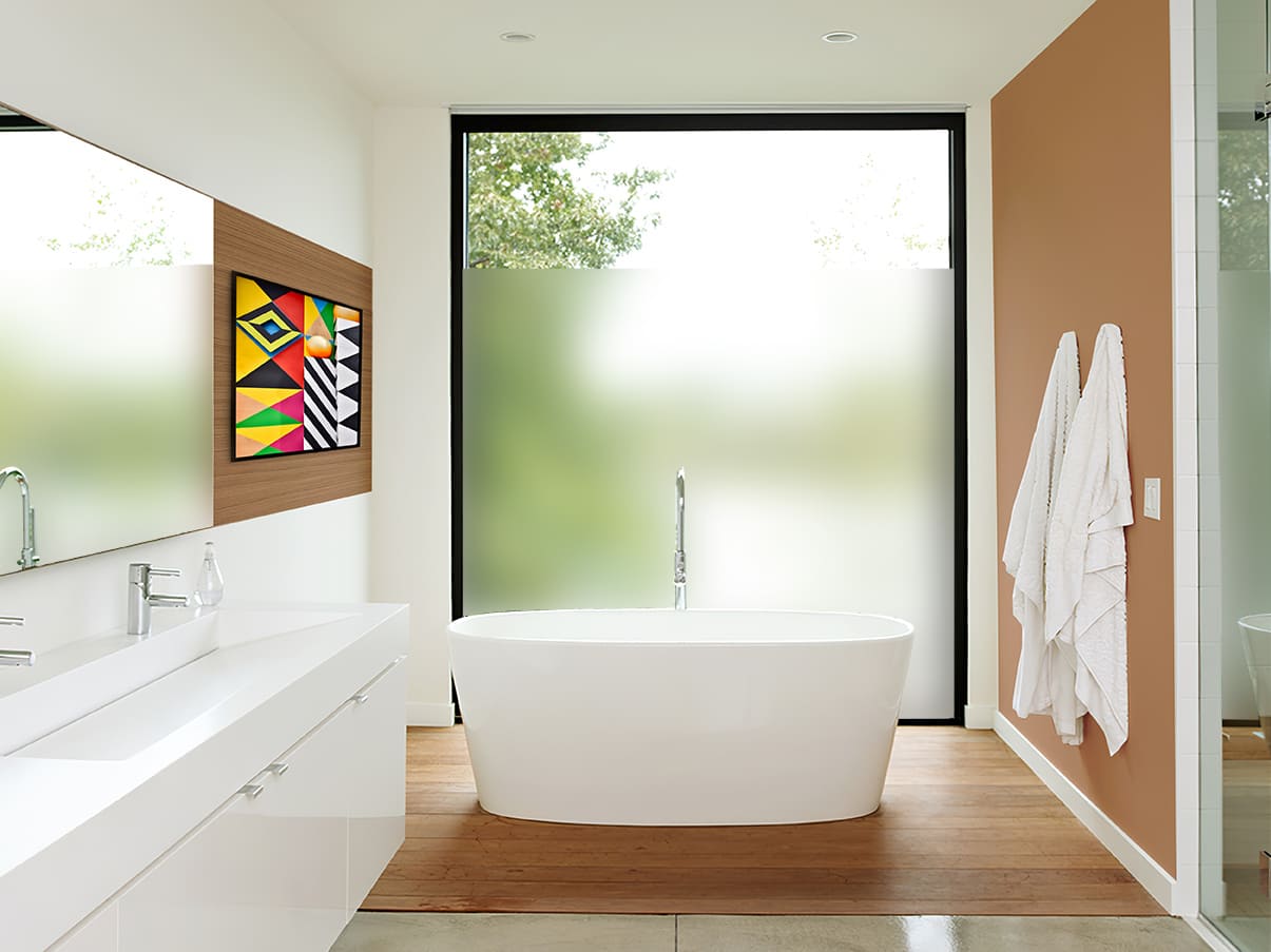 - Luminis Films - Individual Salle de bain équipée du film électrostatique dépoli translucide