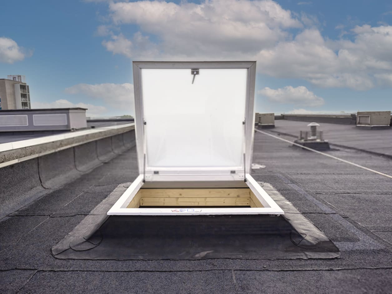 - Luminis Films - Individual Laca solar anticalórica para ventanas de tejado