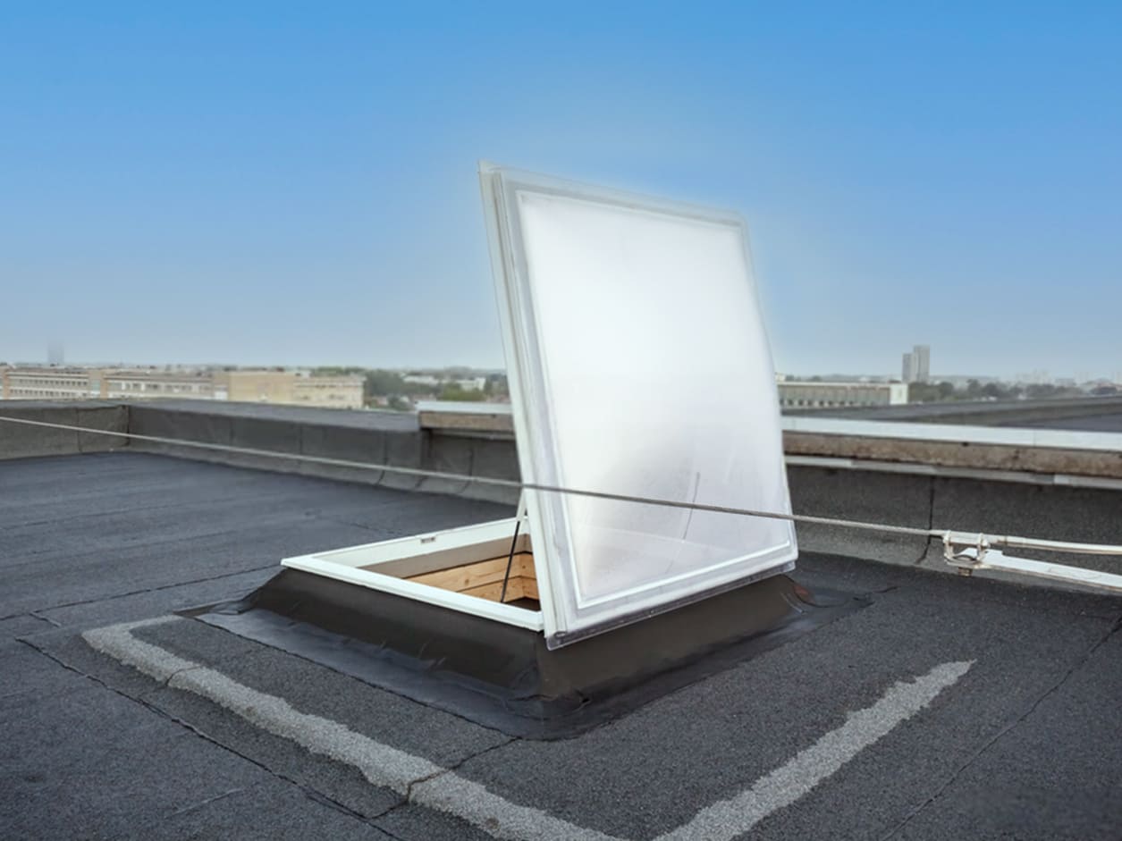 - Luminis Films - Individual La laca solar es una solución óptima de protección contra el calor para las ventanas de los tejados