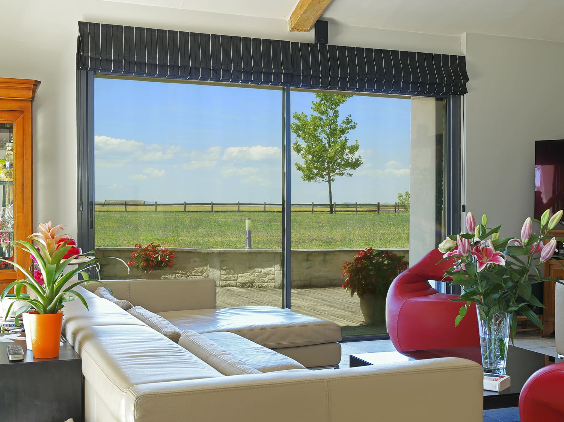 - Luminis Films - Individual Glazing with clear champagne heat protection film for interior view