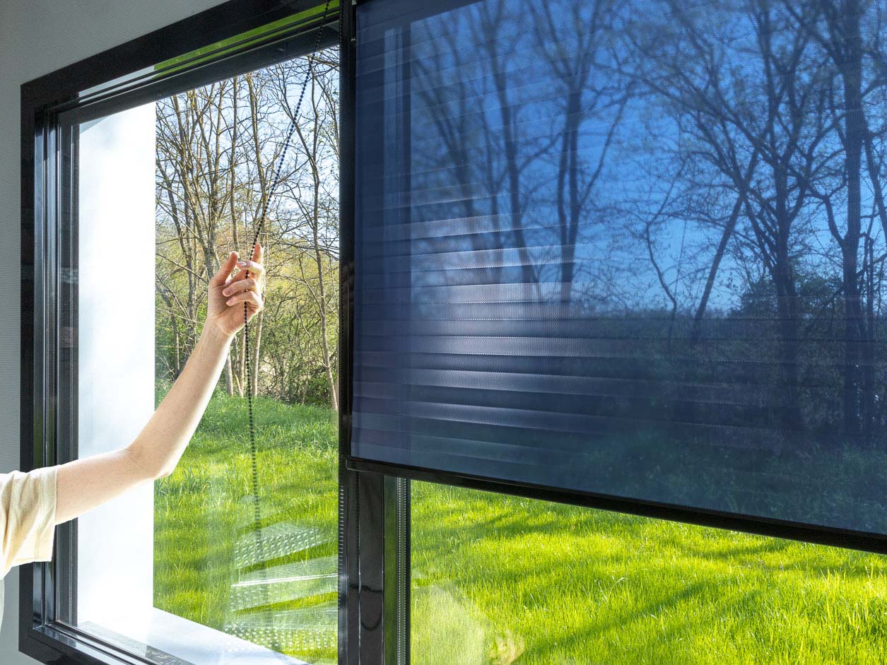 Film solaire fenêtre la protection solaire pour isoler vos vitres