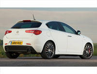 Ready-to-install car film kit - Tinted Film - Alfa Romeo Giulietta 5-door (2010 - 2020) - Variance Auto Ready-to-install car film kit - Tinted Film - Alfa Romeo Giulietta 5-door (2010 - 2020) - Variance Auto