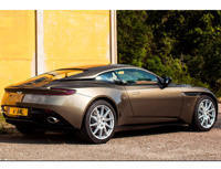 Ready to install car film kit - Tinted Film - Aston Martin DB11 2-door Coupé (2016 - 2023) - Variance Auto Ready to install car film kit - Tinted Film - Aston Martin DB11 2-door Coupé (2016 - 2023) - Variance Auto