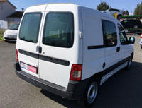 Kit film auto prêt-à-poser - Film Teinté - Peugeot Partner (1) Utilitaire 6 portes (1996 - 2008) - Variance Auto Kit film auto prêt-à-poser - Film Teinté - Peugeot Partner (1) Utilitaire 6 portes (1996 - 2008) - Variance Auto