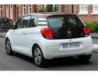 Kit film auto prêt-à-poser - Film Teinté - Citroën C1 (2) 3 portes (2014 - 2022) - Variance Auto Kit film auto prêt-à-poser - Film Teinté - Citroën C1 (2) 3 portes (2014 - 2022) - Variance Auto