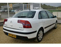 Kit film auto prêt-à-poser - Film Teinté - Citroën C5 (1) (phase 2) 5 portes (2005 - 2008) - Variance Auto Kit film auto prêt-à-poser - Film Teinté - Citroën C5 (1) (phase 2) 5 portes (2005 - 2008) - Variance Auto