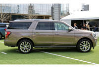 Kit film auto prêt-à-poser - Film Teinté - Ford Expedition (4) EL/Max Long 5 portes (2017 - 2024) - Variance Auto Kit film auto prêt-à-poser - Film Teinté - Ford Expedition (4) EL/Max Long 5 portes (2017 - 2024) - Variance Auto