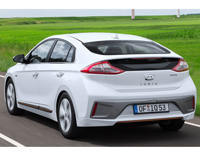 Kit film auto prêt-à-poser - Film Teinté - Hyundai Ioniq (1) 5 portes (2016 - 2021) - Variance Auto Kit film auto prêt-à-poser - Film Teinté - Hyundai Ioniq (1) 5 portes (2016 - 2021) - Variance Auto