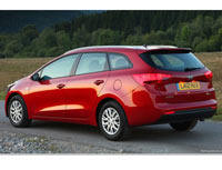 Kit film auto prêt-à-poser - Film Teinté - Kia Ceed (2) SW Break 5 portes (2012 - 2018) - Variance Auto Kit film auto prêt-à-poser - Film Teinté - Kia Ceed (2) SW Break 5 portes (2012 - 2018) - Variance Auto