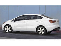 Kit film auto prêt-à-poser - Film Teinté - Kia Rio (3) Berline 4 portes (2012 - 2018) - Variance Auto Kit film auto prêt-à-poser - Film Teinté - Kia Rio (3) Berline 4 portes (2012 - 2018) - Variance Auto