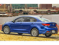 Kit film auto prêt-à-poser - Film Teinté - Kia Rio (4) Berline 4 portes (depuis 2018) - Variance Auto Kit film auto prêt-à-poser - Film Teinté - Kia Rio (4) Berline 4 portes (depuis 2018) - Variance Auto