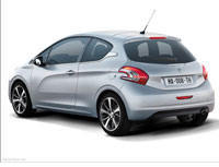 Ready-to-install car film kit - Tinted film - Peugeot 208 (1) 3-door (2012 - 2020) - Variance Auto Ready-to-install car film kit - Tinted film - Peugeot 208 (1) 3-door (2012 - 2020) - Variance Auto