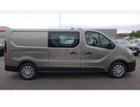 Kit film auto prêt-à-poser - Film Teinté - Renault Trafic (3) Utilitaire 4/5 portes (depuis 2014) - Variance Auto Kit film auto prêt-à-poser - Film Teinté - Renault Trafic (3) Utilitaire 4/5 portes (depuis 2014) - Variance Auto
