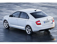 Kit film auto prêt-à-poser - Film Teinté - Skoda Rapid 5 portes (depuis 2012) - Variance Auto Kit film auto prêt-à-poser - Film Teinté - Skoda Rapid 5 portes (depuis 2012) - Variance Auto