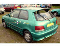 Kit film auto prêt-à-poser - Film Teinté - Suzuki Esteem (1) 3 portes (1994 - 2003) - Variance Auto Kit film auto prêt-à-poser - Film Teinté - Suzuki Esteem (1) 3 portes (1994 - 2003) - Variance Auto